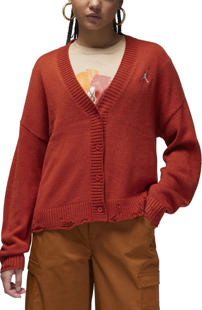 Jordan Distressed Cardigan in Dune Red/Sail Cover