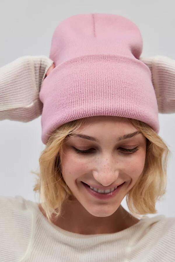 Urban Outfitters UO Jessie Basic Beanie in Pink Cover