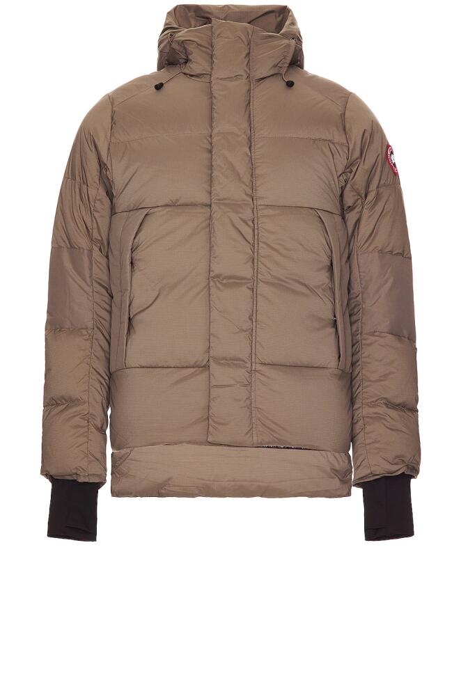 Canada Goose Armstrong Hoody in Taupe Cover