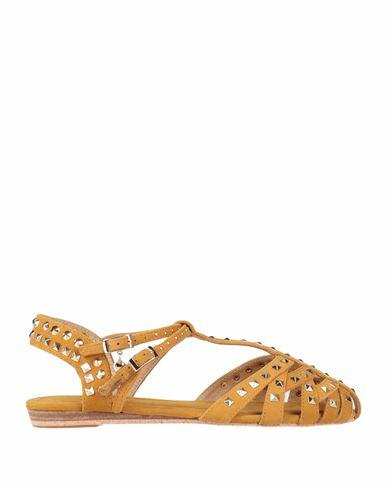 Alma En Pena. Woman Sandals Ocher Leather Cover