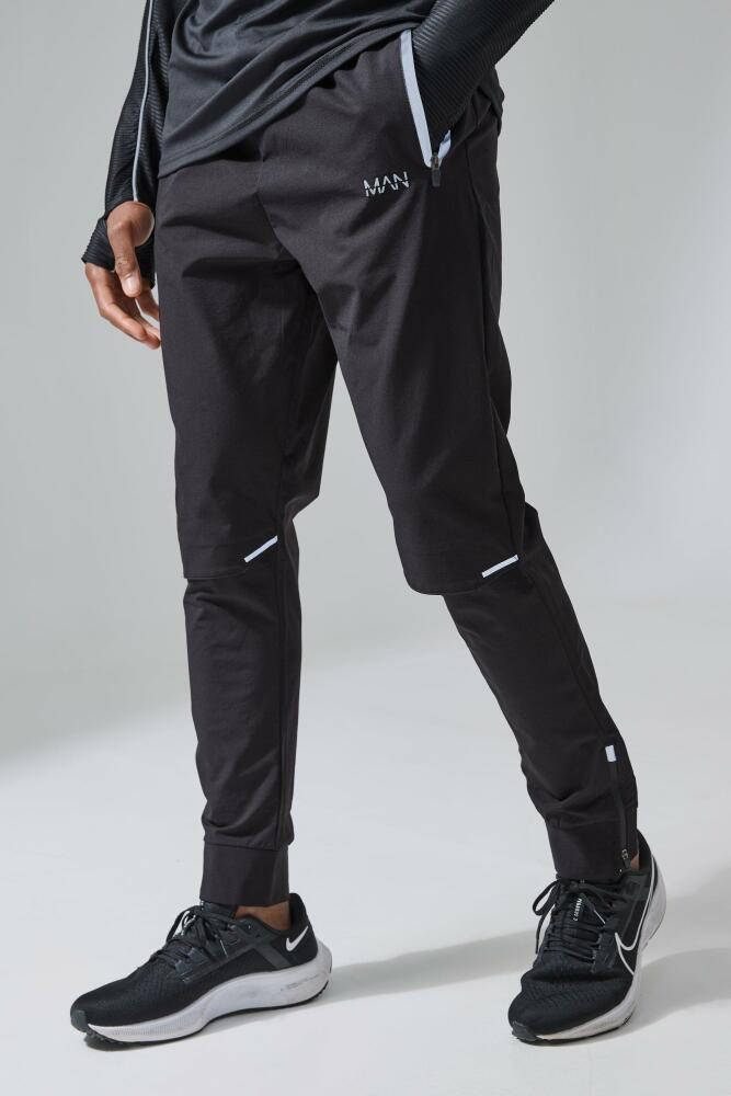 boohoo Mens Man Active Knee Vent Running Tapered Sweatpant - Black Cover