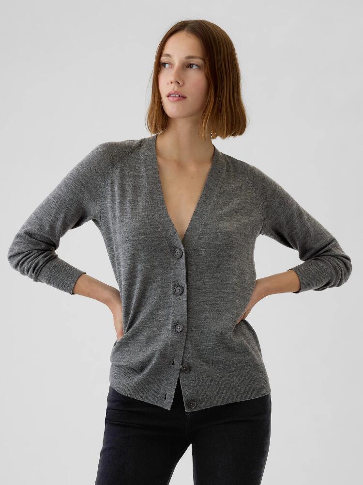 Gap Merino Cardigan Cover