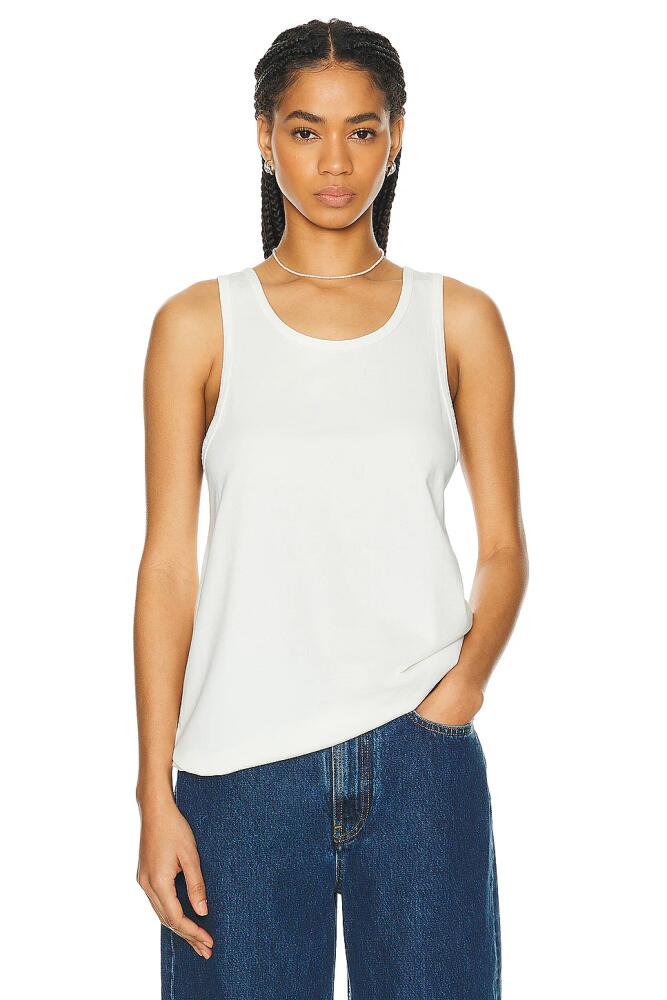 WAO The Relaxed Tank in White Cover