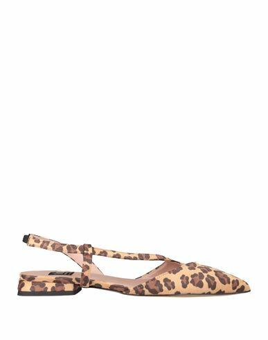 Islo Isabella Lorusso Woman Ballet flats Beige Textile fibers Cover