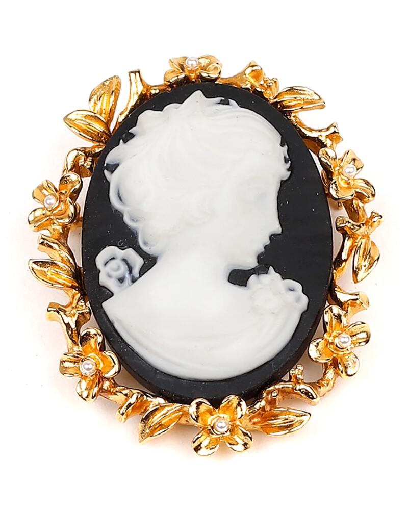 Ben-Amun Cameo Gold Pin Cover