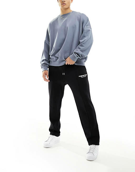 Jack & Jones sweatpants with originals studio logo in black Cover