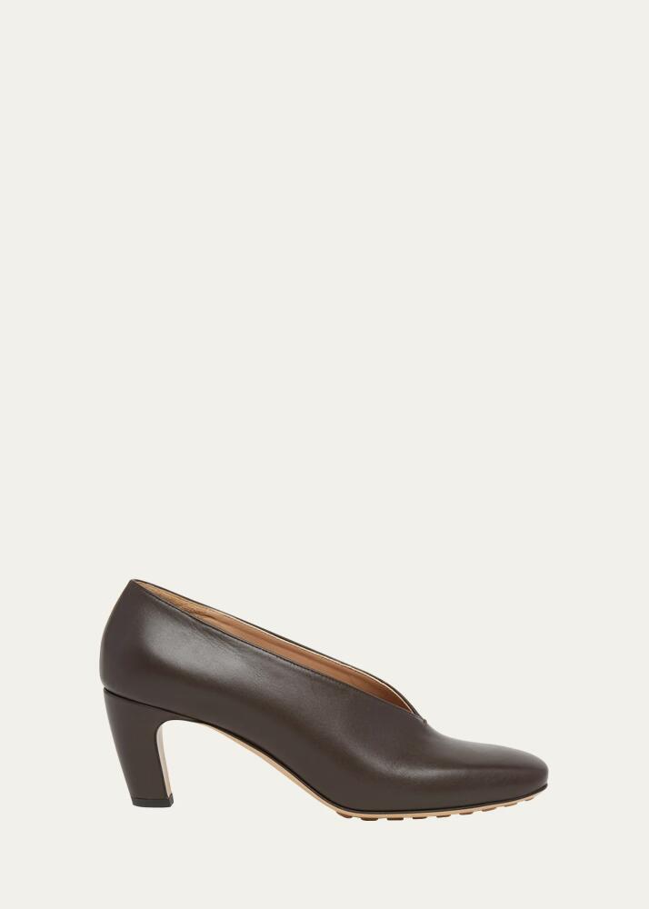 Bottega Veneta Canalazzo Leather V-Cut Pumps Cover