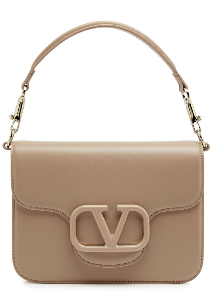 Valentino Garavani Locò Leather Shoulder bag - Rose Cover