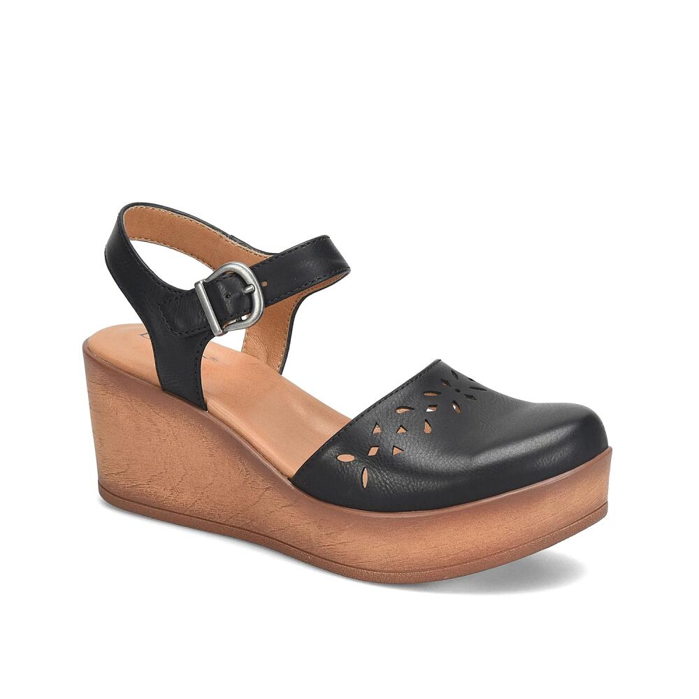 b.o.c. Born Concept Daria Wedge Sandal | Women's | Black Cover