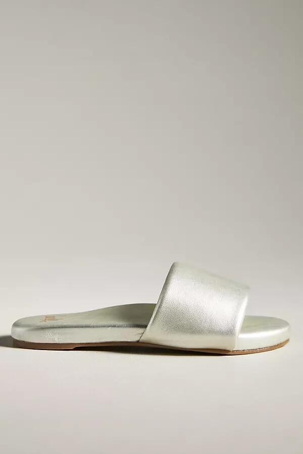 beek Baza Sandals Cover