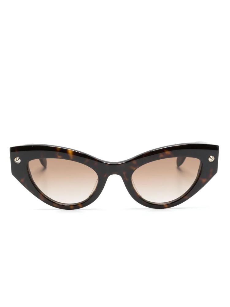 Alexander McQueen Eyewear Spike-stud detail cat-eye sunglasses - Black Cover