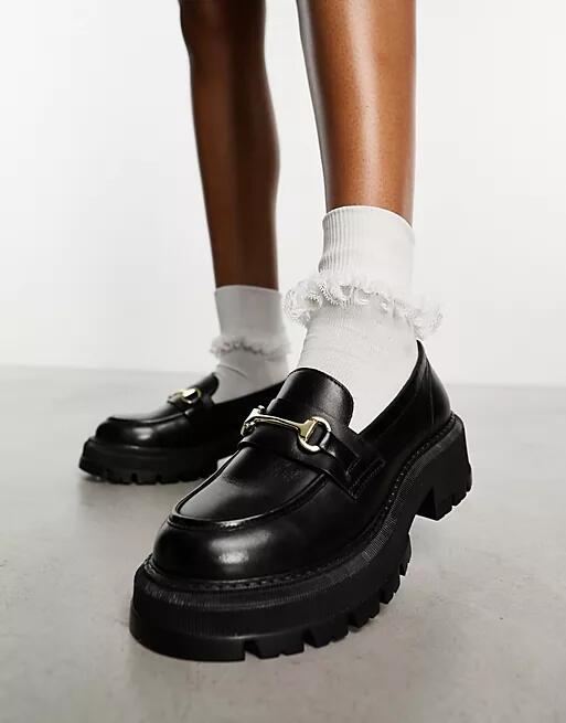 Walk London Roxy snaffle loafers in black leather Cover