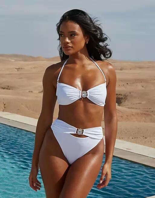 Moda Minx x Savannah-Shae Richards amour bandeau bikini bottom in white Cover