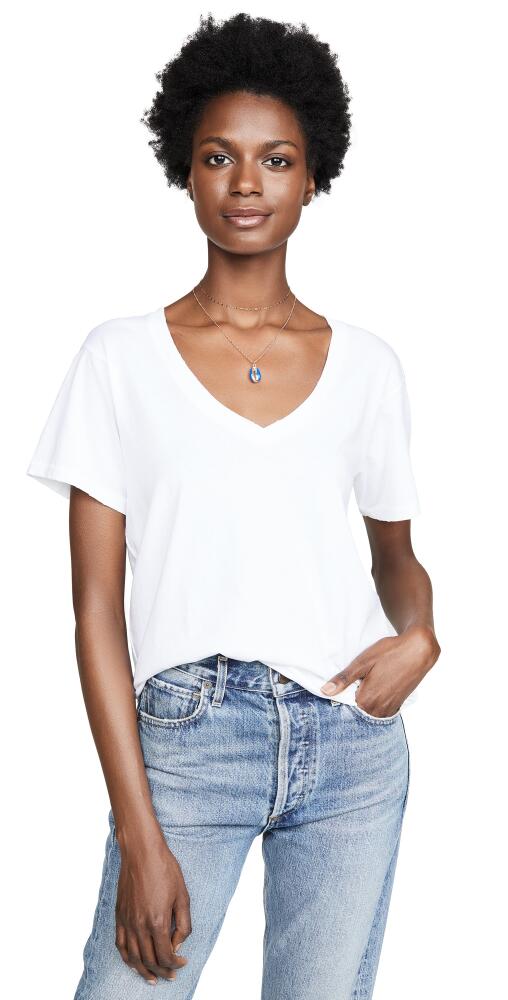 AMO V Neck Tee White Cover