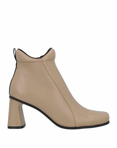 Jeannot Woman Ankle boots Beige Soft Leather Cover