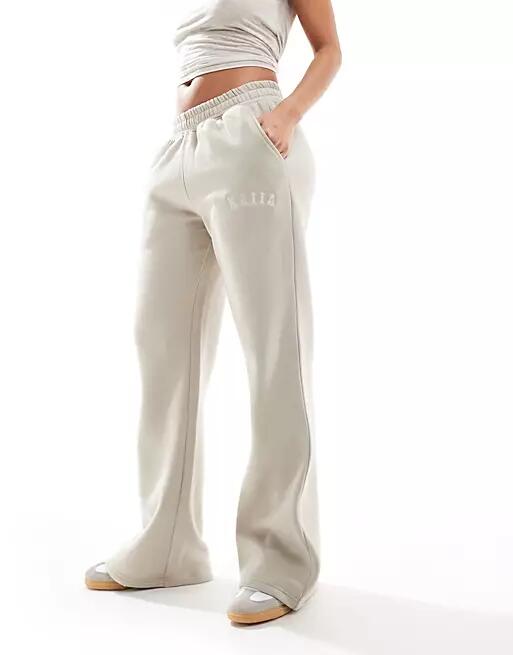 Kaiia wide leg sweatpants in stone-Neutral Cover