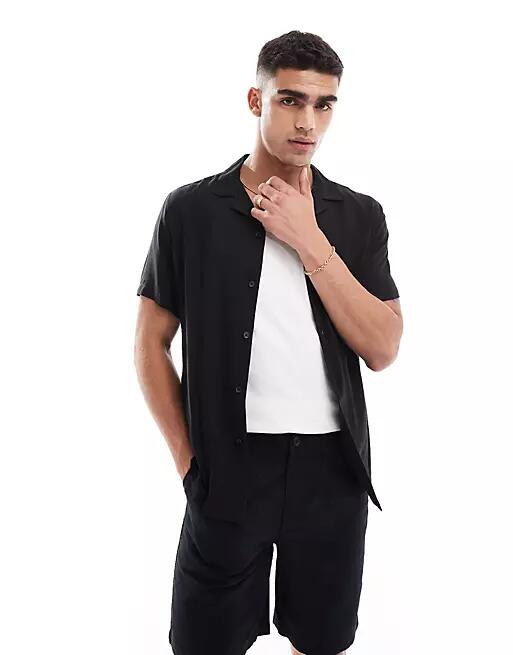 ASOS DESIGN viscose shirt with revere collar in black Cover