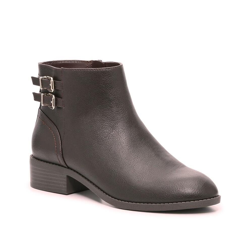 Kelly & Katie Wide Width Flann Bootie | Women's | Dark Brown Cover