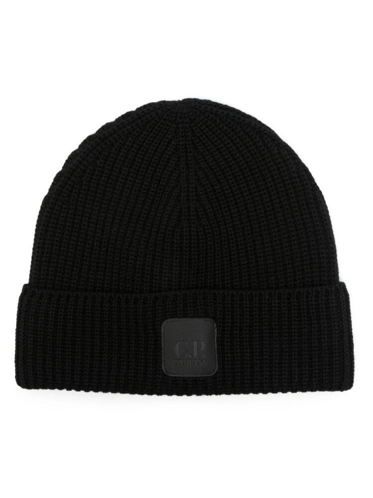 C.P. Company appliqué-logo knitted beanie - Black Cover