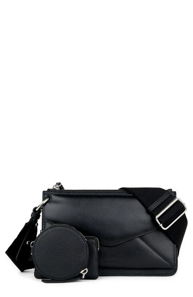 WE-AR4 The Envelope Crossbody Bag in Black Cover