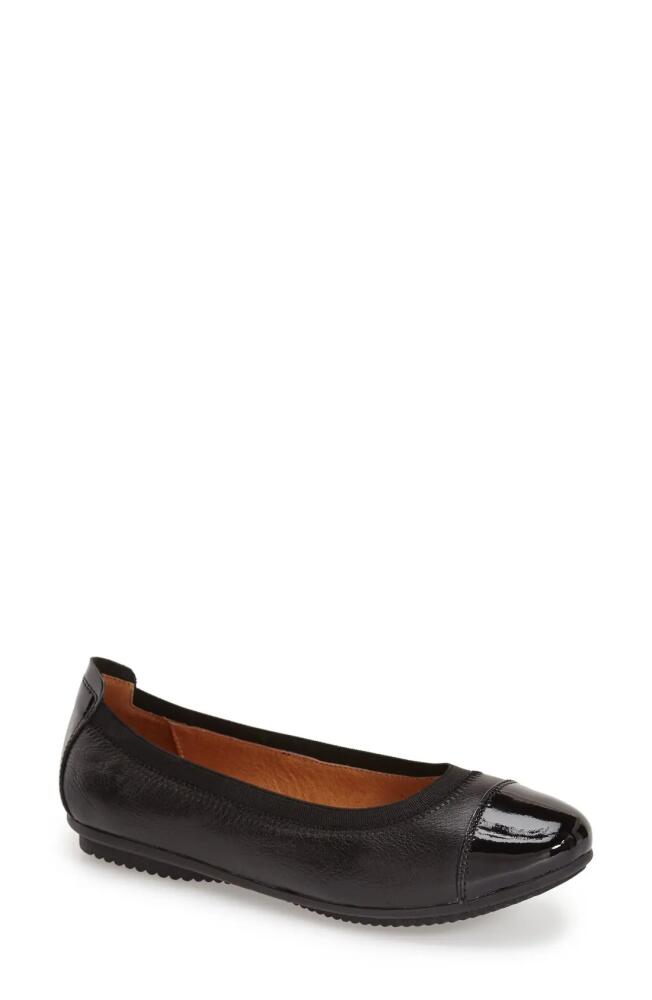 Josef Seibel Pippa 07 Flat in Black Patent Cover