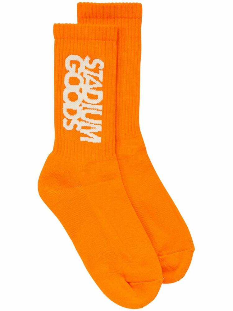 STADIUM GOODS® logo-print ''Neon Orange'' crew sock Cover