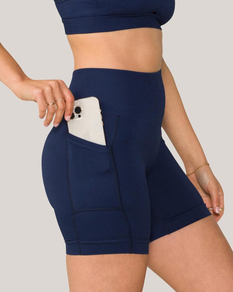 ALALA Barre Pocket Short in Navy Cover