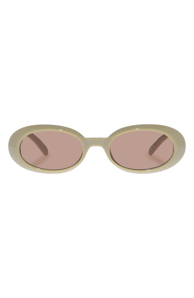 Le Specs Work It 53mm Oval Sunglasses in Biscotti Cover