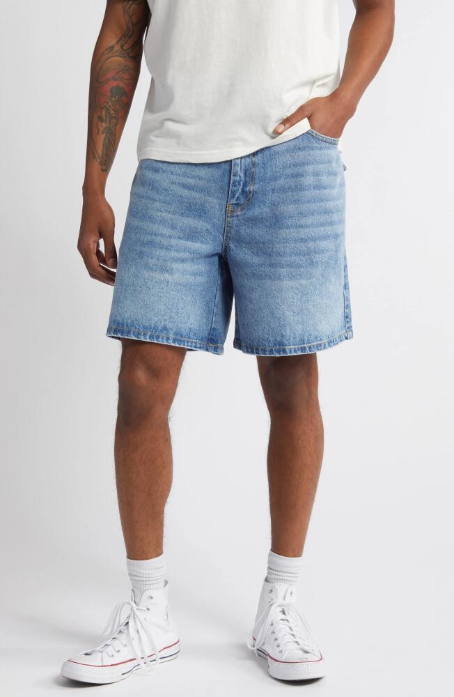 Elwood Baggy Denim Shorts in Light Indigo Cover