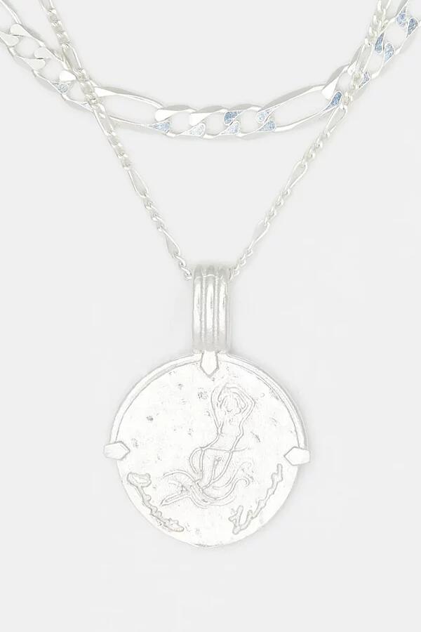 Deux Lions Jewelry Sterling Silver Sicilian Zodiac Layered Necklace in Capricorn Cover