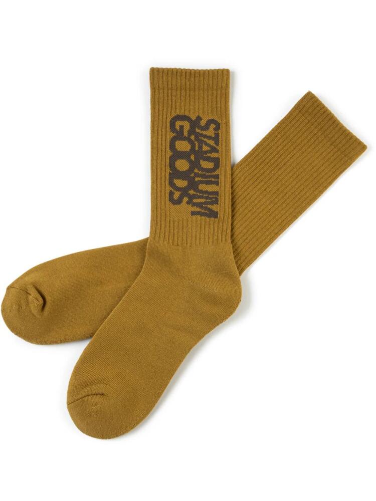 STADIUM GOODS® logo "Mocha" crew socks - Brown Cover