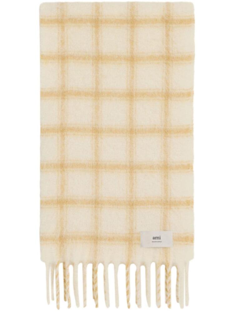 AMI Paris check pattern fringed scarf - Neutrals Cover