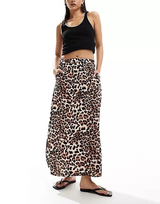 Vero Moda maxi skirt with split in leopard print-Multi Cover