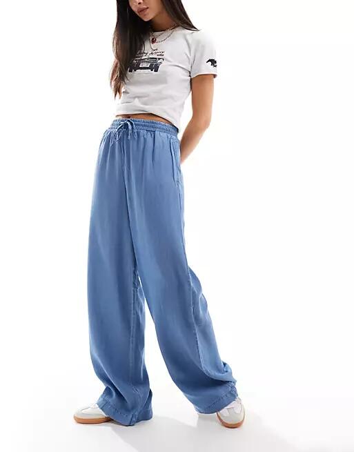 Vero Moda wide leg pants in medium blue chambray Cover