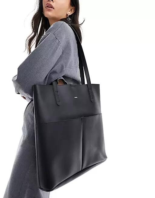 PASQ two pocket tote bag with removable pouch in black Cover