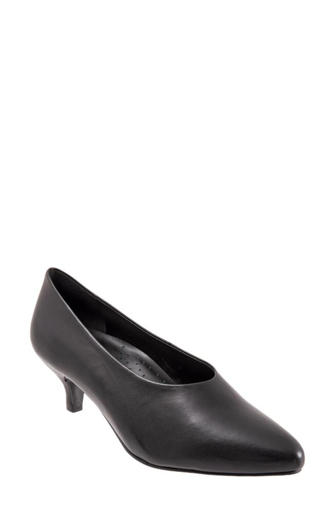 Trotters Kimber Kitten Heel Pump in Black Leather Cover