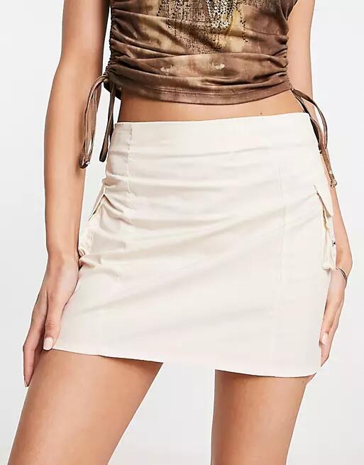 Daisy Street mini pocket side cargo skirt in cream-Neutral Cover