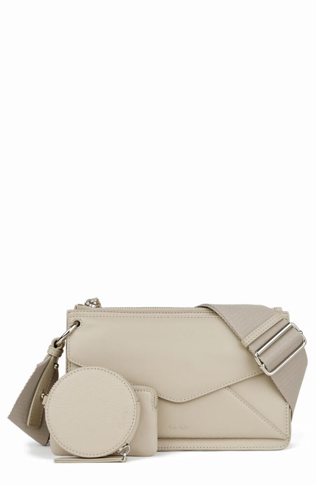 WE-AR4 The Envelope Crossbody Bag in Cement Cover