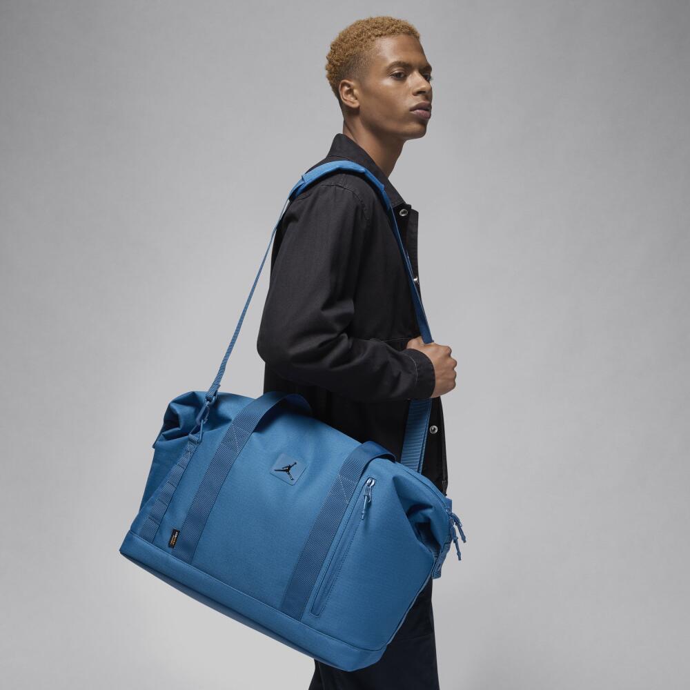 Jordan Duffle Bag (40L) in Blue Cover