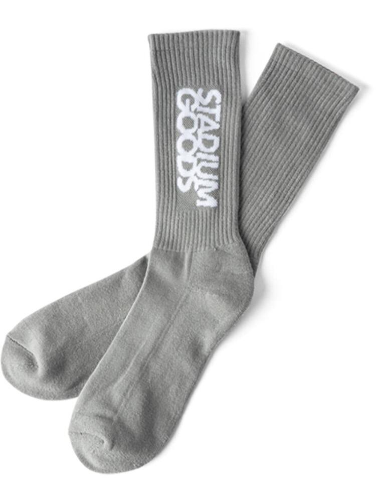 STADIUM GOODS® logo "Cool Grey" crew socks Cover