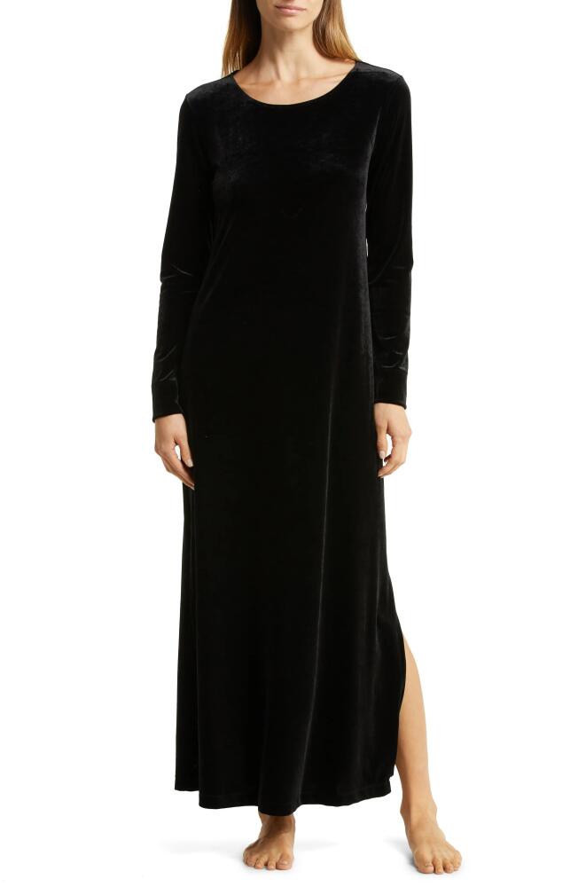 Natori Natalie Long Sleeve Velvet Lounger Nightgown in Black Cover