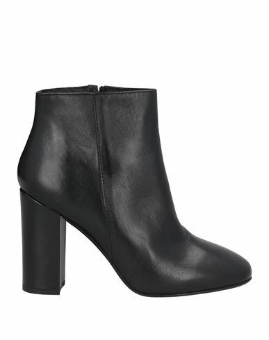 Rebel Queen Woman Ankle boots Black Soft Leather Cover