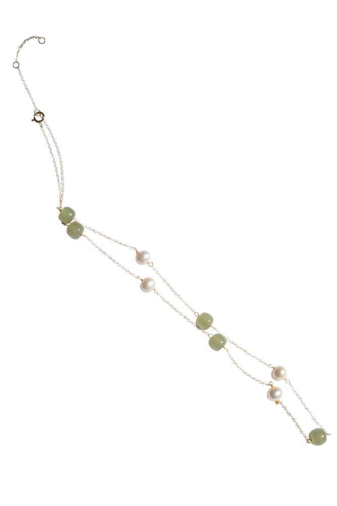 seree Olivia Jade pearl necklace in Light Green Cover