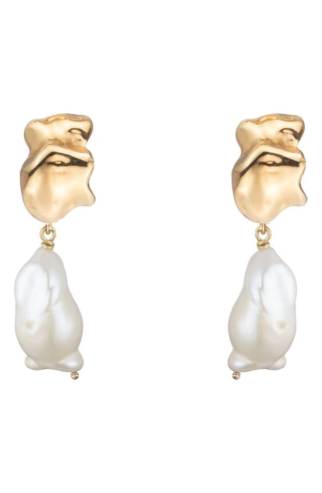 Sterling King Freshwater Pearl Drop Earrings in Gold Cover