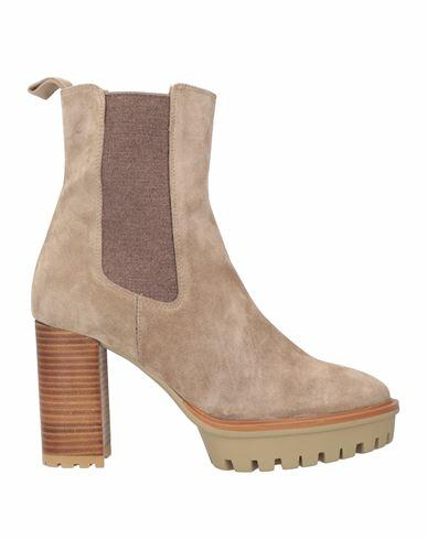 Pedro Miralles Woman Ankle boots Sand Leather Cover