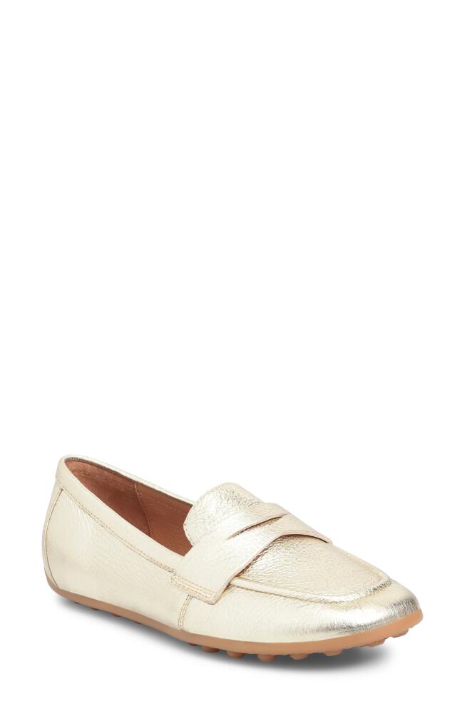 Söfft Allie Moc Toe Penny Loafer in Platino Cover