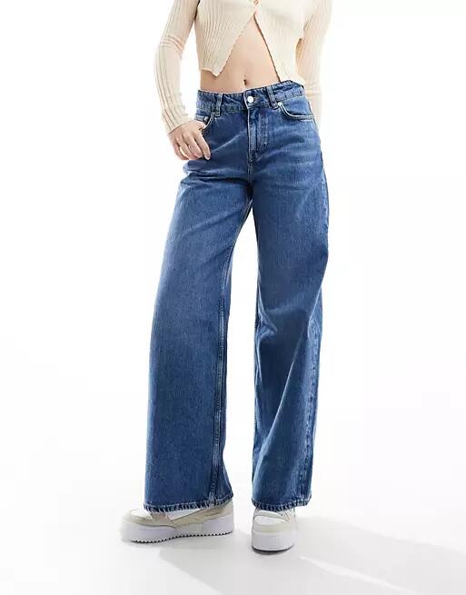 & Other Stories Gio mid waist wide leg jeans mid blue wash Cover