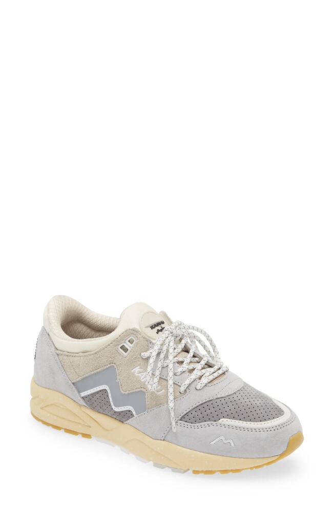 Karhu Gender Inclusive Aria 95 Sneaker in Lunar Rock/Foggy Dew Cover