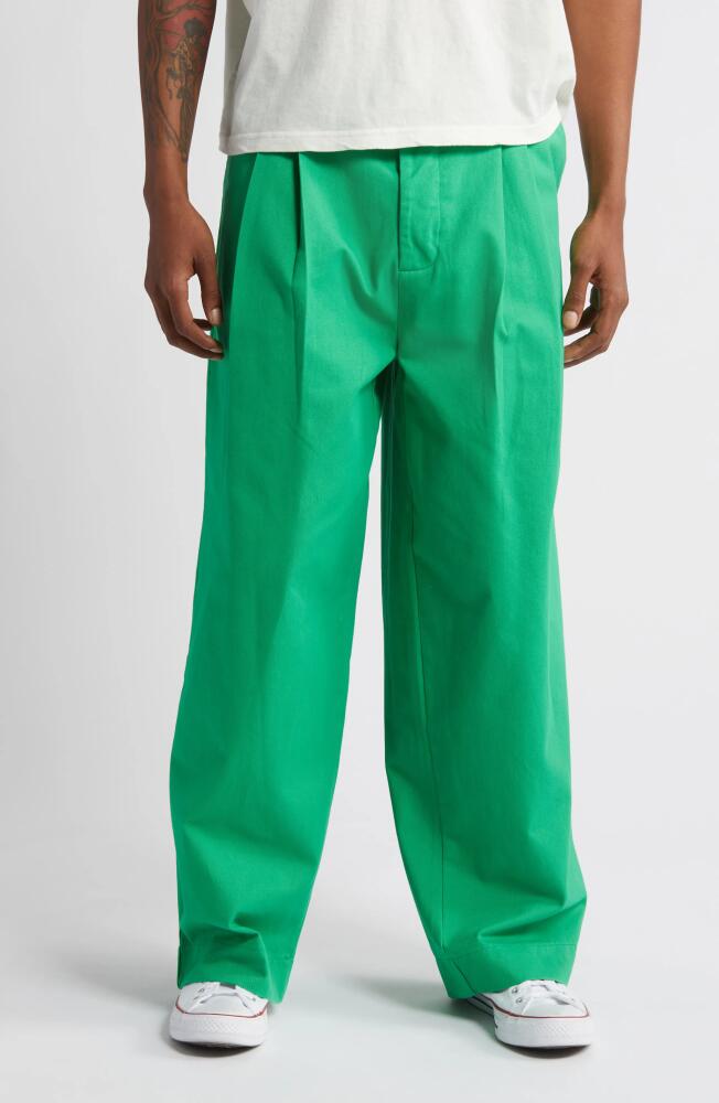 Elwood Baggy Pleated Chinos in Kelly Green Cover