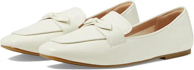 Cole Haan York Bow Loafer (Egret Leather) Women's Shoes Cover